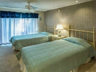 Two Bedroom Sits Along The Gulf